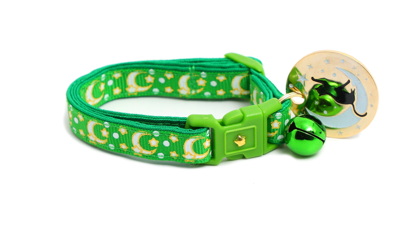 Gold Moons and Stars on Kelly Green Cat Collar